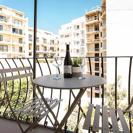 Promenade Ii - 1min To Seafront Apartament