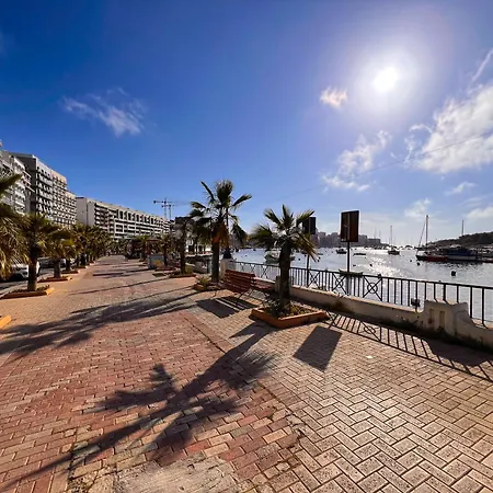 Promenade Ii Apartment *